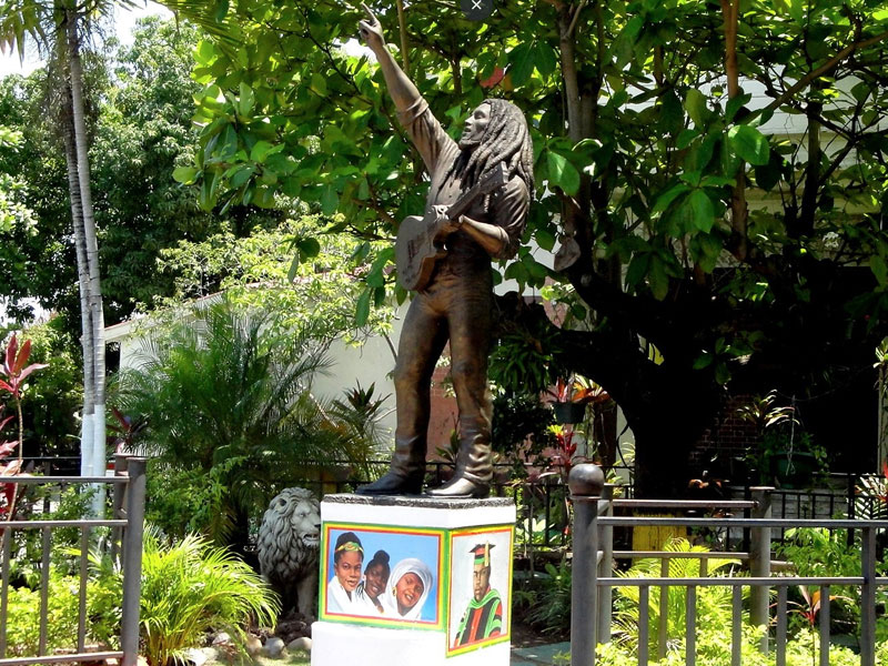 irie-excursions-and-tours-attractions-bob-marley-museum-kingston-3